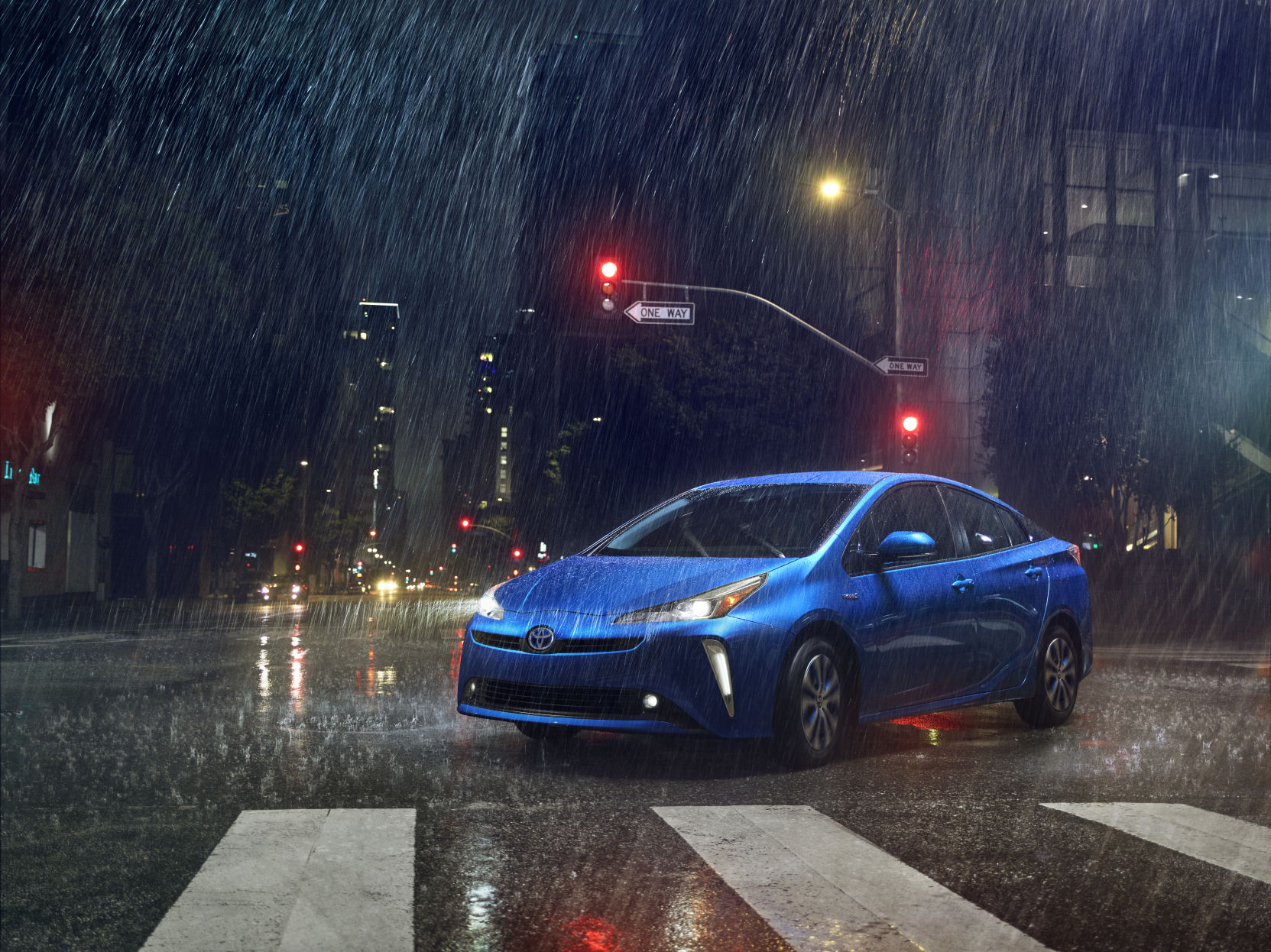 Prius_001.jpg